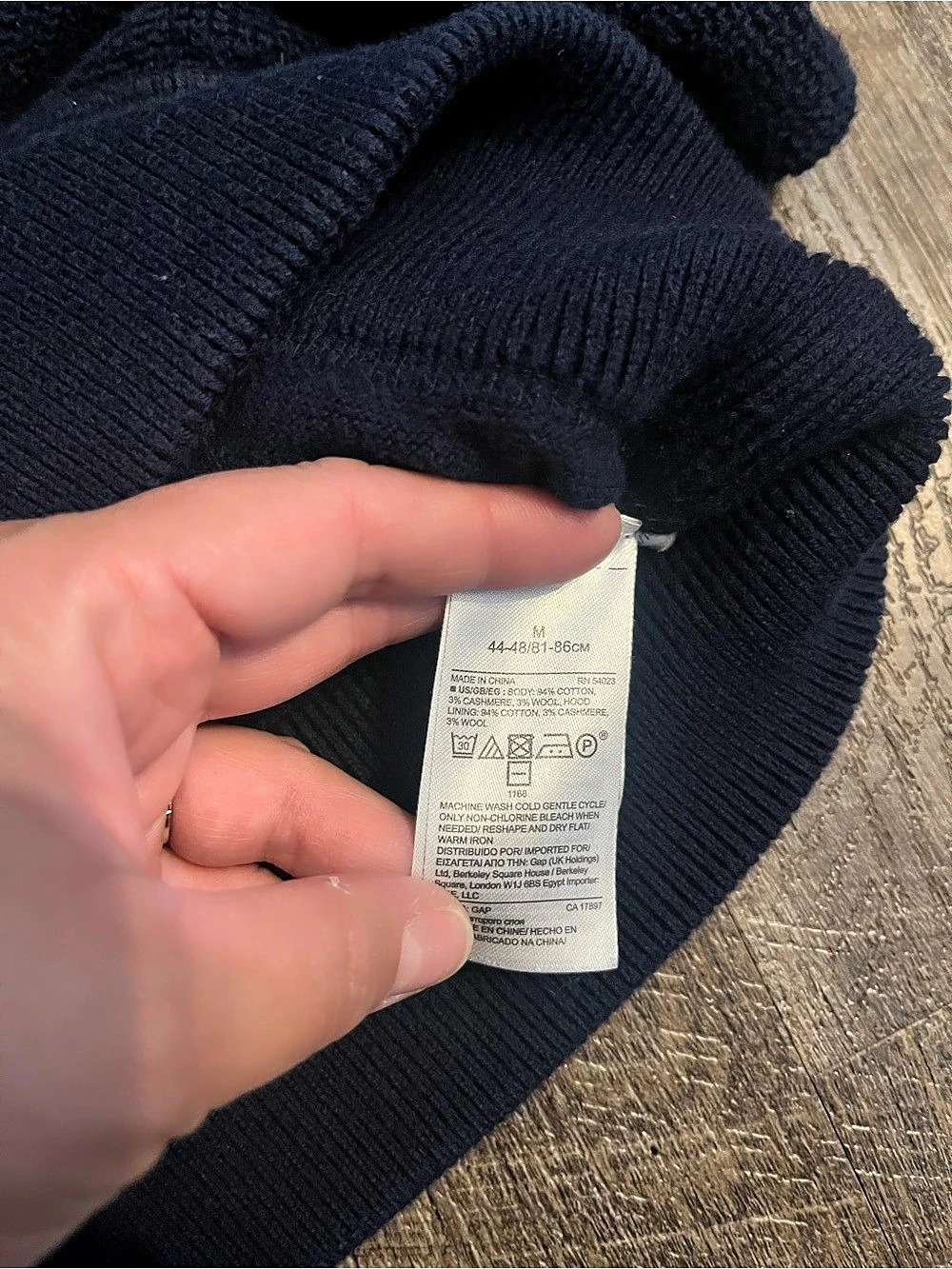 Men’s Gap Knit Warm Cozy Sweater Hoodie in Navy Blue Size Medium - Picture 7 of 7